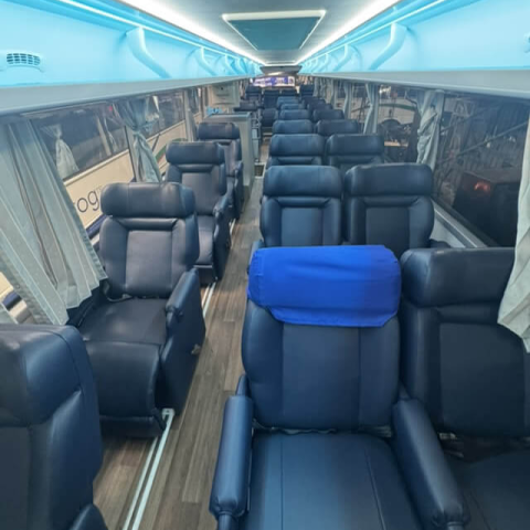 Isarog Line Elite Coach